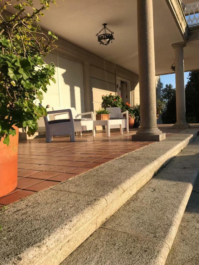 Villa Las Camelias Villanueva De Arosa Extérieur photo