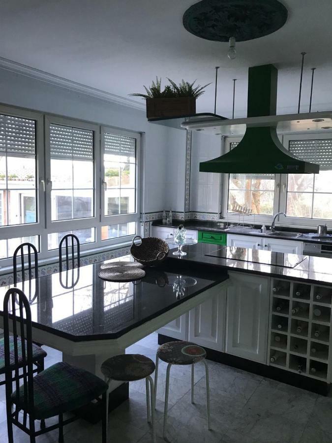 Villa Las Camelias Villanueva De Arosa Extérieur photo