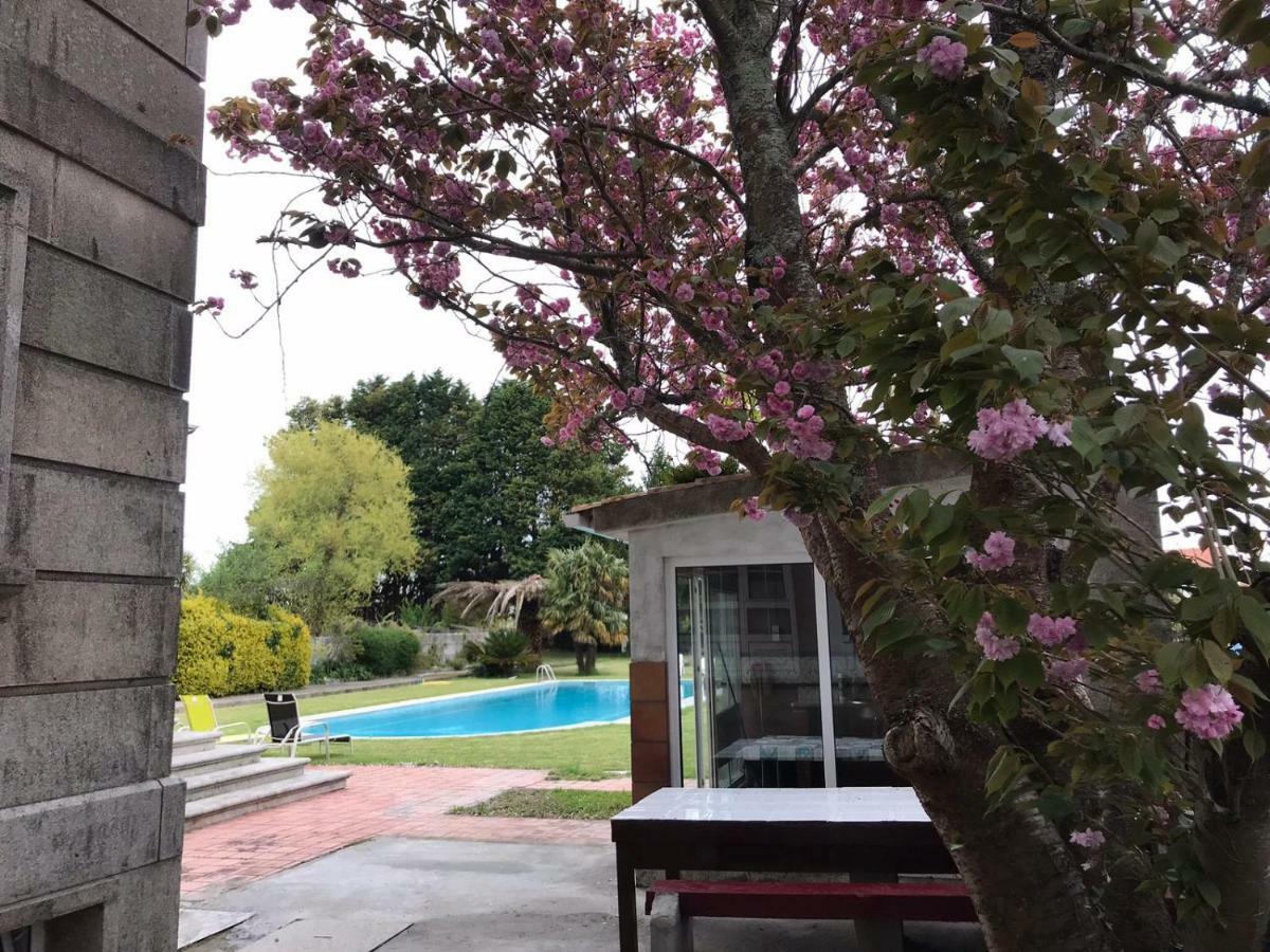 Villa Las Camelias Villanueva De Arosa Extérieur photo